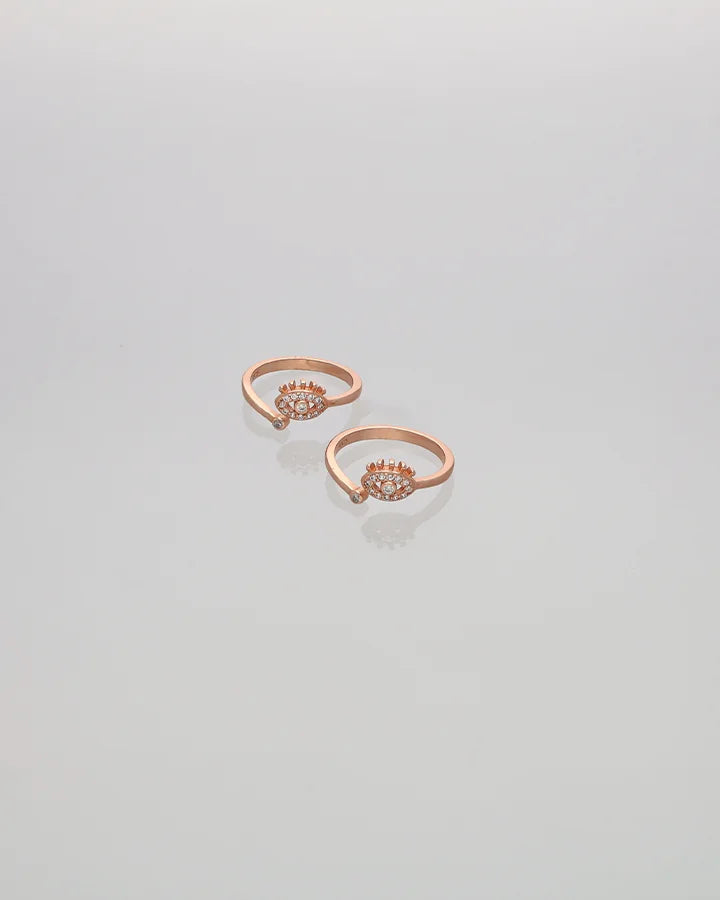 Aurelia Eye Glow Toe Ring in 92.5 Silver