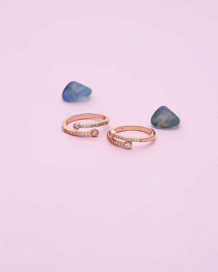 Serenora Dual Spark Toe Ring in 92.5 Silver