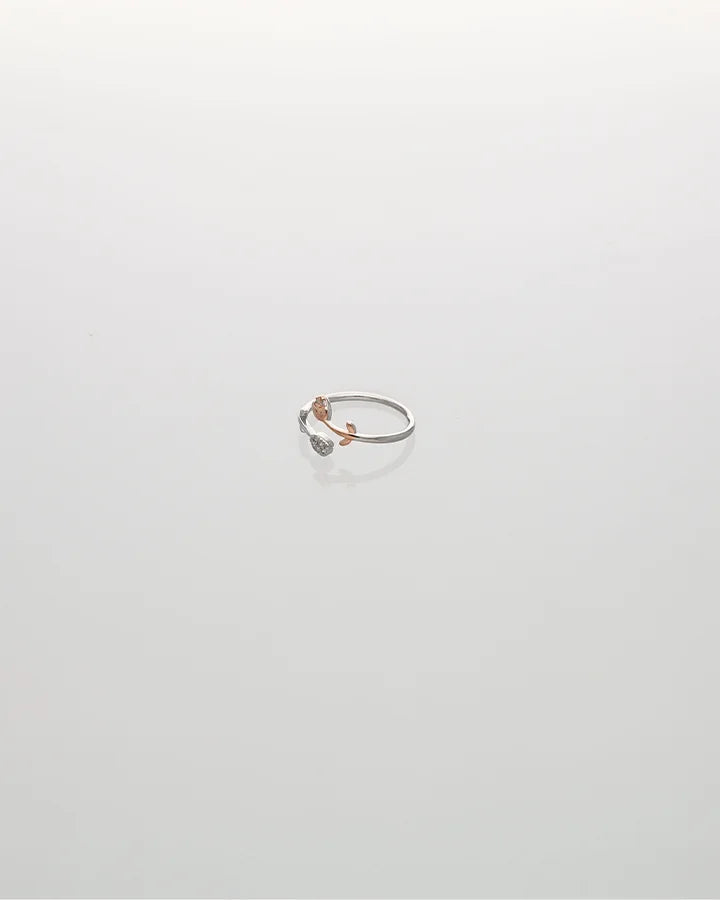 Twin heart Radiant Loop Toe Ring in 92.5 Silver