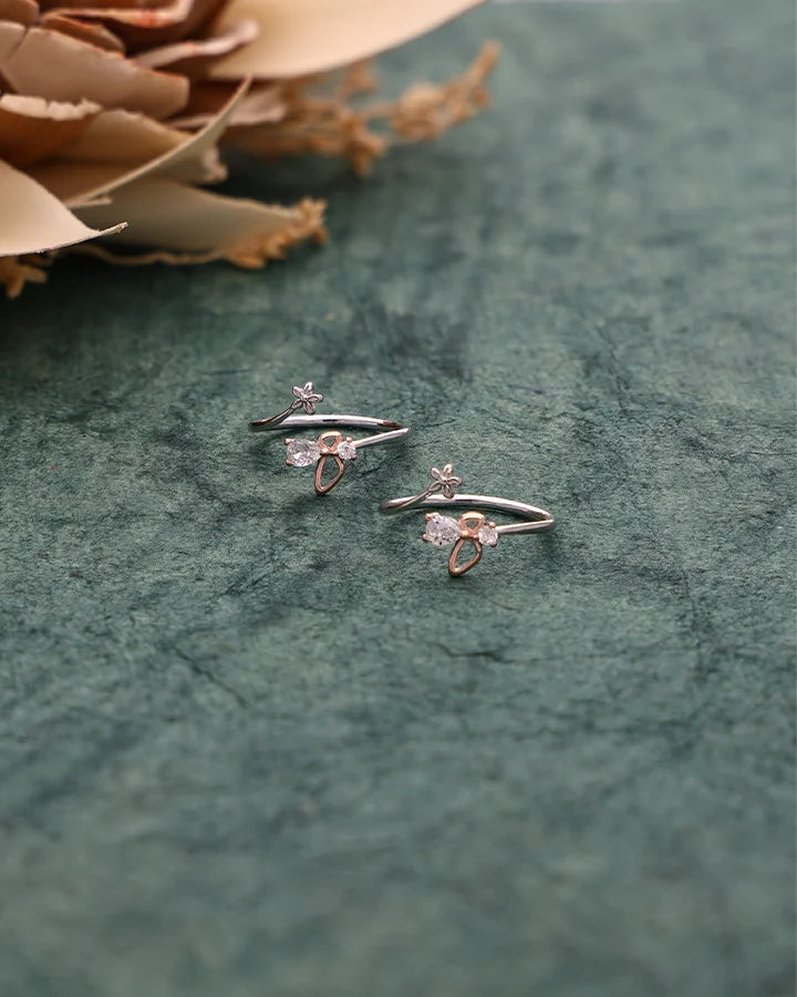 Flutura Grace Toe Ring in 92.5 Silver