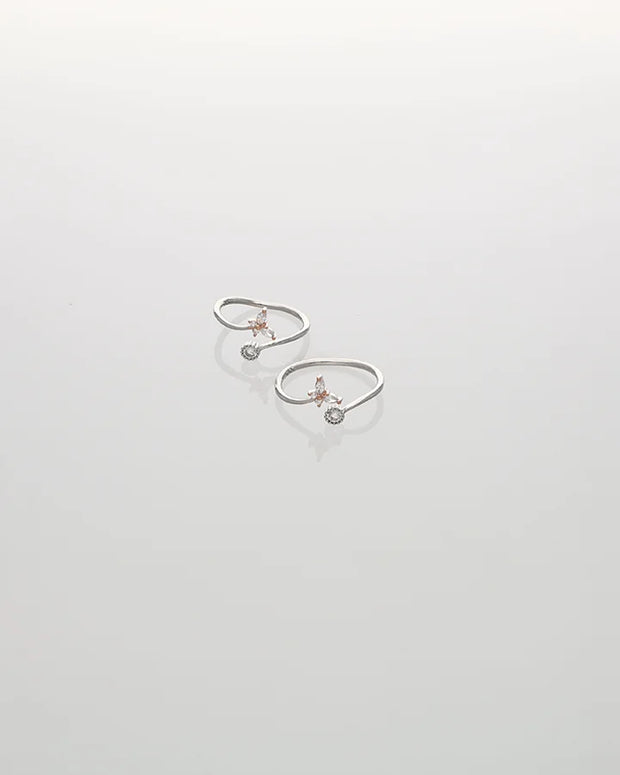 Serapha Winglit Toe Ring in 92.5 Silver