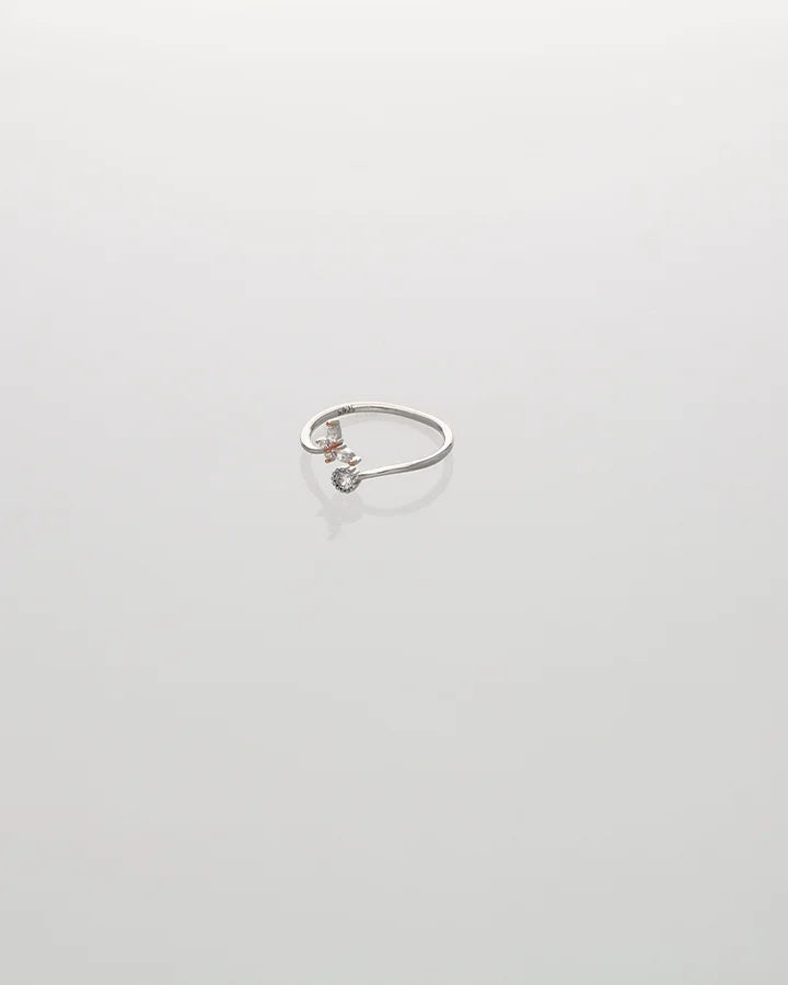 Serapha Winglit Toe Ring in 92.5 Silver