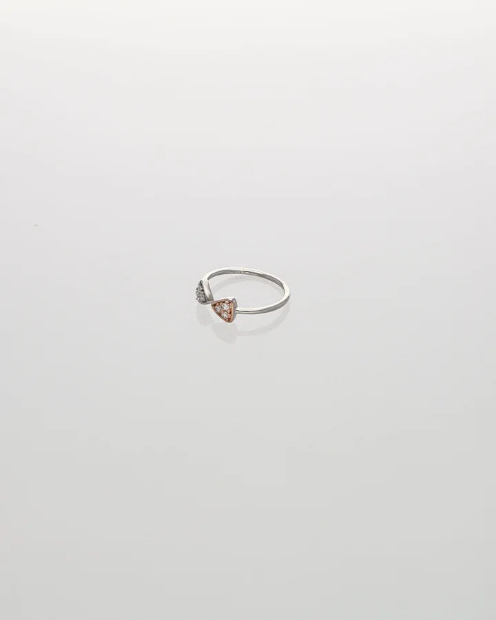 Triona Shimmer Arc Toe Ring in 92.5 Silver