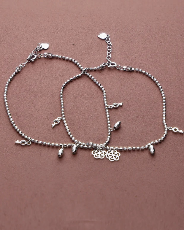 Keyra Charm Symphony Payal in 92.5 silver