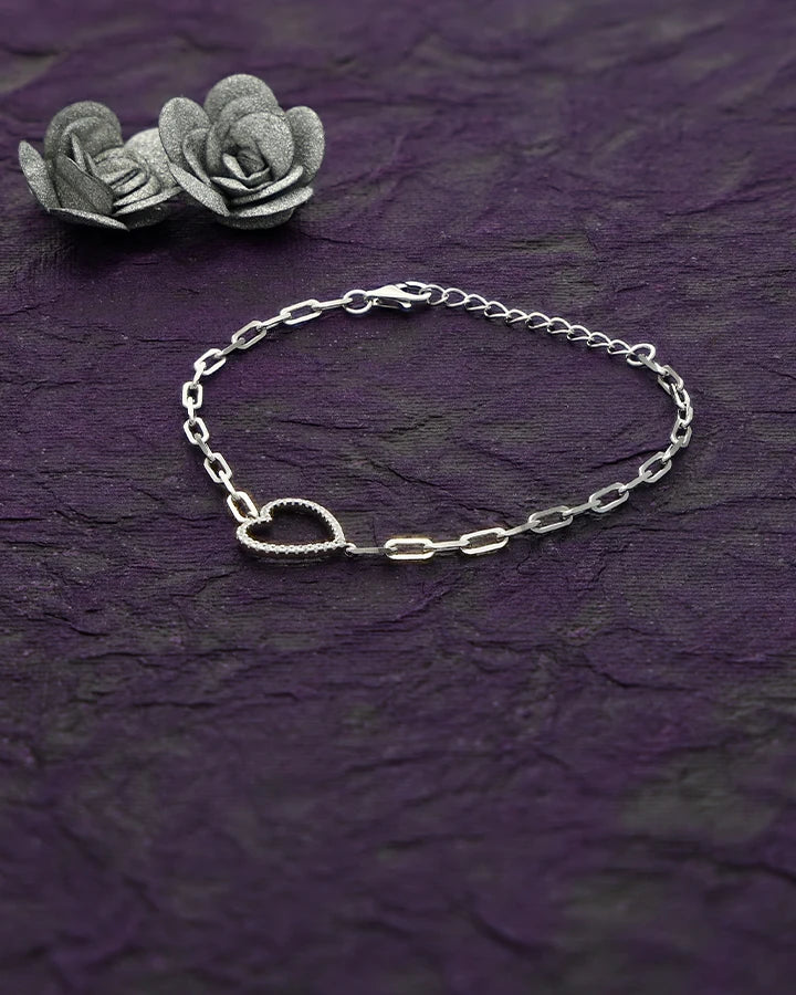 Heartspark Link Charm Bracelet in 92.5 Silver