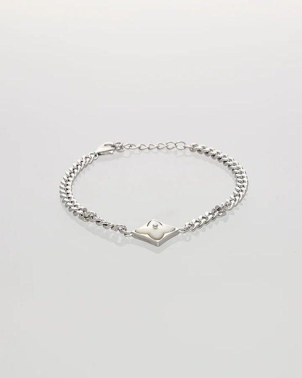 Celestia Pearl Cuban Bracelet in 92.5 Silver