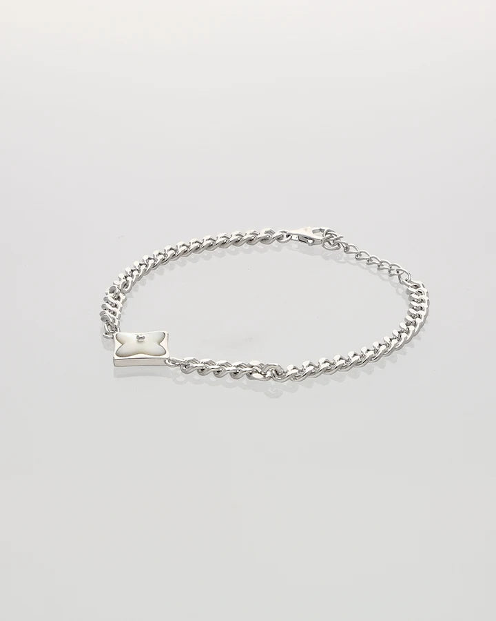 Celestia Pearl Cuban Bracelet in 92.5 Silver
