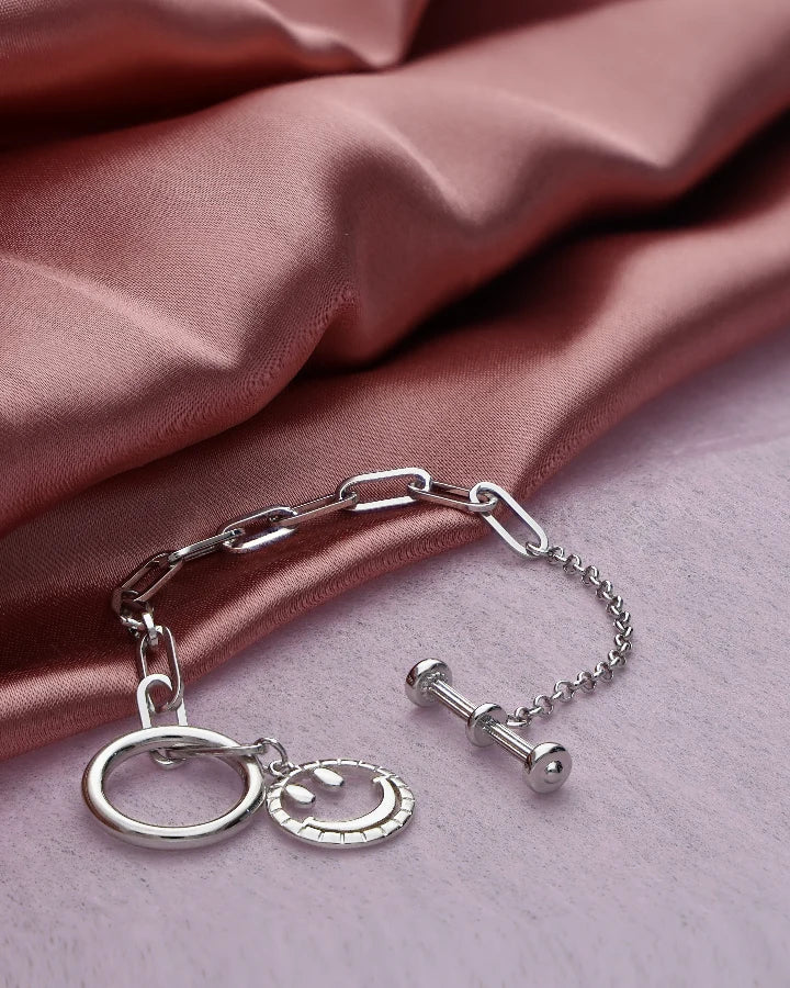 Smiley Bracelet in 92.5 Silver