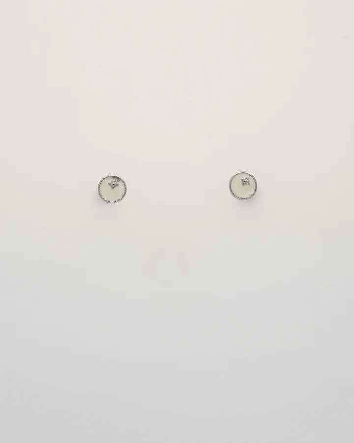 GleamWhite Pendant Set in 92.5 Silver