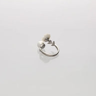 Verdelle Pearl Leaf Ring in 92.5 Silver