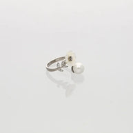 Verdelle Pearl Leaf Ring in 92.5 Silver
