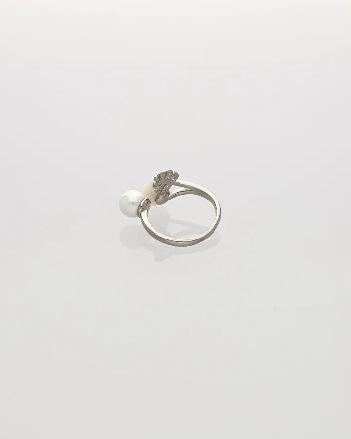 Sylva Pearl Floral Leaf Ring in 92.5 Silver