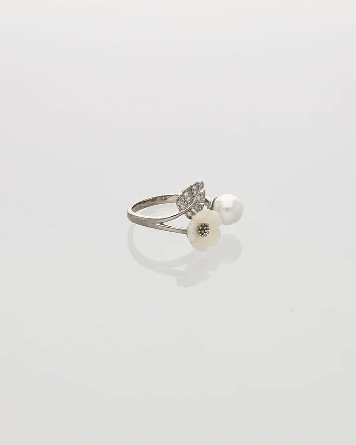 Sylva Pearl Floral Leaf Ring in 92.5 Silver