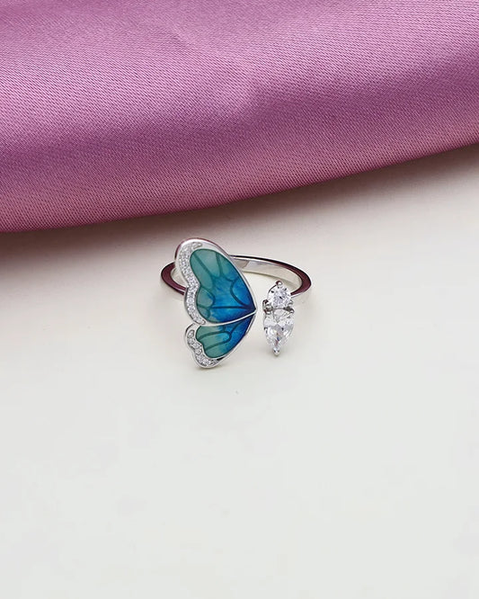 Serenya Classic Spark Ring in 92.5 Silver