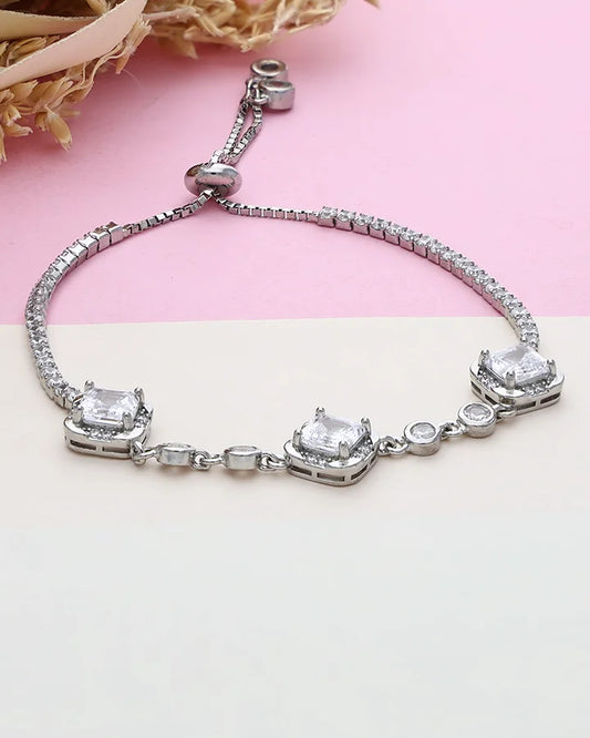 Lunvix Gleam Chain Bracelet in 92.5 Silver