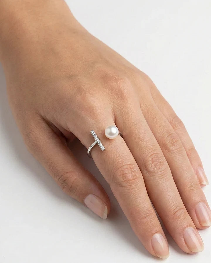 Perle Ring in 92.5 Silver